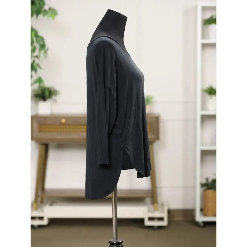 Aritzia Babaton Black Long Sleeve Top Side Slit High Low Hem Relaxed Fit Size M